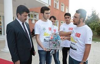 SUBÜ öğrencilerinin su altı aracı aracı Teknofeste