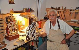 Tamir için getirilen İsviçre modeli saat hayatını...