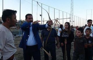 Tatvan’da “Okçuluk” kursu açıldı