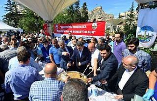 Tokat’ta 10 bin kişilik aşure ikramı