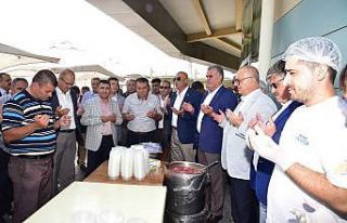 Toplu taşıma şoförlerinden geleneksel aşure hayrı