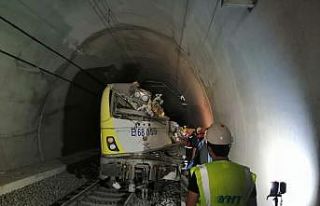 Tren kazasında ölenlerin kimlikleri belirlendi