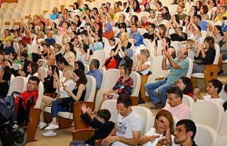 Tuna Kiremitçi’den Manavgat’ta müzik dinletisi