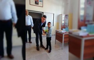 Ulaş’ta bin 234 öğrenciye ücretsiz kitaplarını...