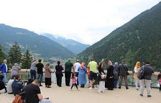Uzungöllü turizmciler sezondan memnun