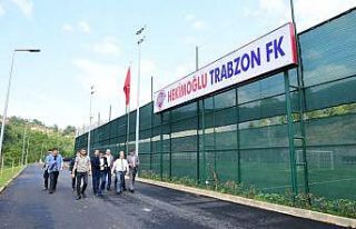 Vali İsmail Ustaoğlu, Hekimoğlu Trabzon FK’yı...