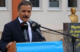 Vali Kaymak’tan öğrencilere: “Sizlere güveniyoruz”