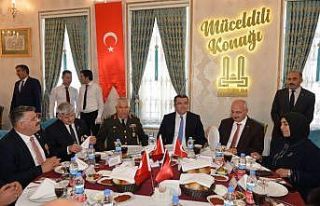 Vali Memiş, şehit aileleri, gaziler ve gazi aileleri...