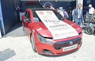Yerli ve elektrikli otomobil TEKNOFEST’te görücüye...