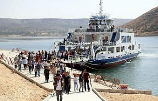 Yolcu ve balıkçı tekneleri denetlendi