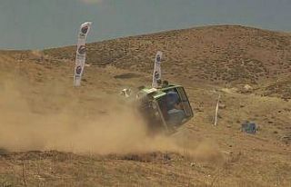 Yörük futbolunda eşekten düşüp, off-road yarışlarında...