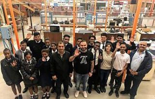 Zonguldak’lı işadamı Afrika’daki öğrencilere...