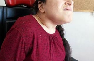 26 yaşındaki engelli hastanın çenesinin altından...