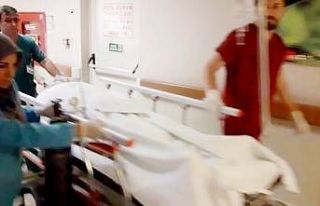 2 çocuk annesi üçüncü kattan atladı