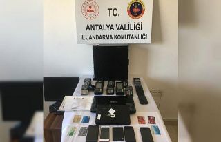 Alanya’da kredi kartı dolandırıcılarına operasyon:...