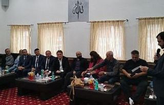 Alman Bakan Lucha, DİTİB Eyüp Sultan Camii’ni...