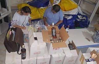 Antalya’da 739 adet sahte bandrollü alkol ele geçirildi