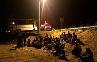 Ayvalık’ta 132 düzensiz göçmen ve 1 organizatör...