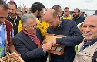 Başkan Büyükkılıç, Kayseri kültürünü tanıttı