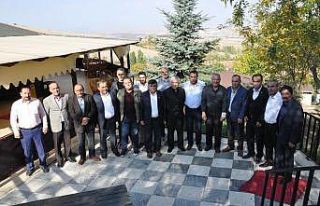 Başkan Ekinci, Muhtarlarla kahvaltıda biraraya geldi