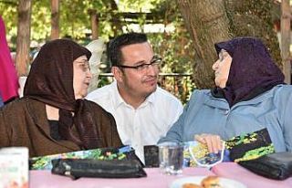 Başkan Kanar, Yaşlılar Günü’nü unutmadı