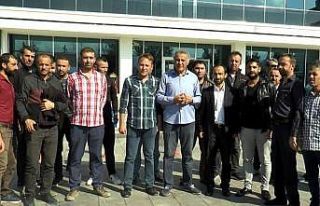 Bina görevlileri iş garantisi istiyor