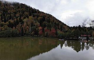 Borçka Karagöl’ün büyüleyen sonbahar güzelliği