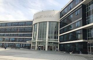 Boşanma davasında damat ile kayınbaba yumruklaştı