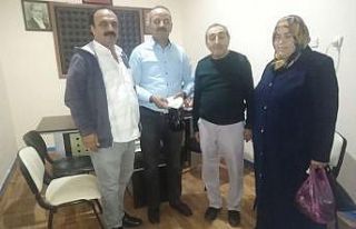 Buldukları ziynetleri sahibine teslim eden aileye...