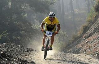 Dağ bisikletçileri Yunusemre’de buluştu