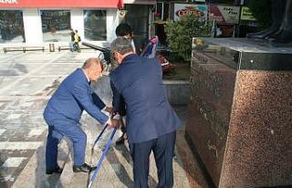 Devrek’te Muhtarlar günü düzenlenen törenle...