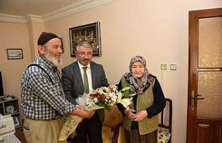 Dünya yaşlılar günü’nde anlamlı ziyaret