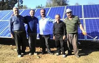 Elektrik faturası ağır gelince köye güneş paneli...