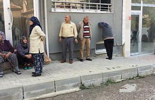 Evinde ölü bulundu