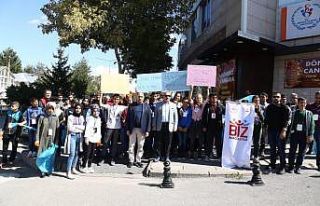 Gençler sosyal medyadan sosyal meydana indi