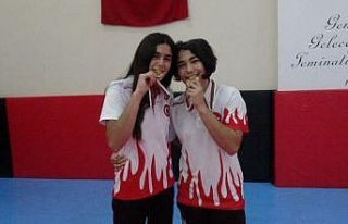 Güreşçi ‘altın kızlar’ın bir sonraki hedefi...