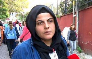 Hasarlı okulun öğrencileri, yeni okulunda ders...