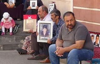 HDP önündeki ailelerin evlat nöbeti 35’inci gününde