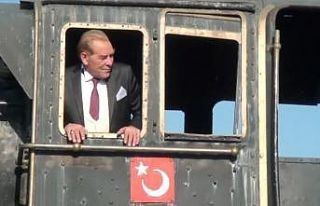 “Hoş Gelişler Ola Mustafa Kemal Paşa” klibi...