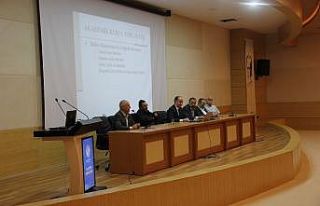 İlahiyat Fakültesi Akademik kurul toplantısı gerçekleştirildi