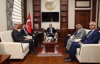 İZDES AFAD heyeti Vali Cüneyt Epcim’i ziyaret...