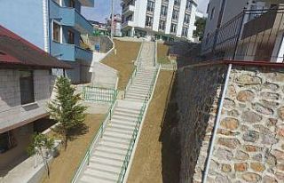 İzmit Belediyesi şehrin dört bir yanında çalışıyor