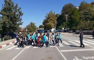 Jandarma beldelerde öğrencilere eğitim verdi