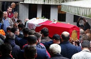 Kanserden ölen İncilay öğretmen son yolculuğuna...