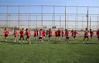 Karaköprü belediyespor liderliği geri almak istiyor