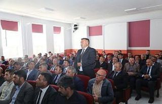 Kars Valisi Türker Öksüz, Selimli muhtarlarla buluştu