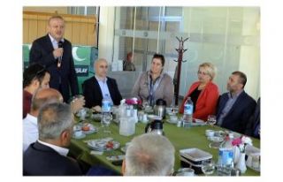 Göbeloğlu: “Yeşilay siyaset üstü bir kurumdur”