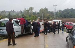 Kaygan yol faciaya neden oluyordu