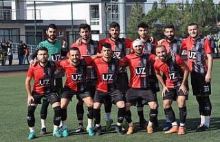 Kayseri Sağlıkspor çıkışa geçti