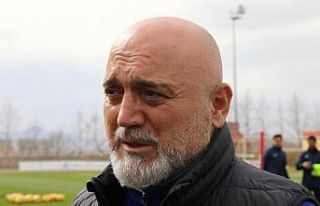 Kayserispor Teknik Direktörü Karaman istifa etti